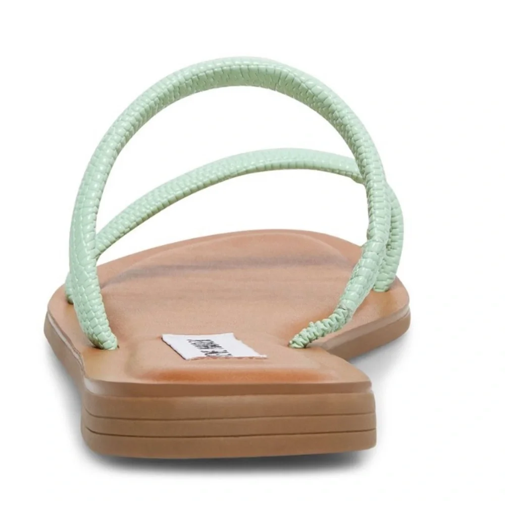 Steve Madden Mint Green Leather Sandals Womens Size 6 NEW